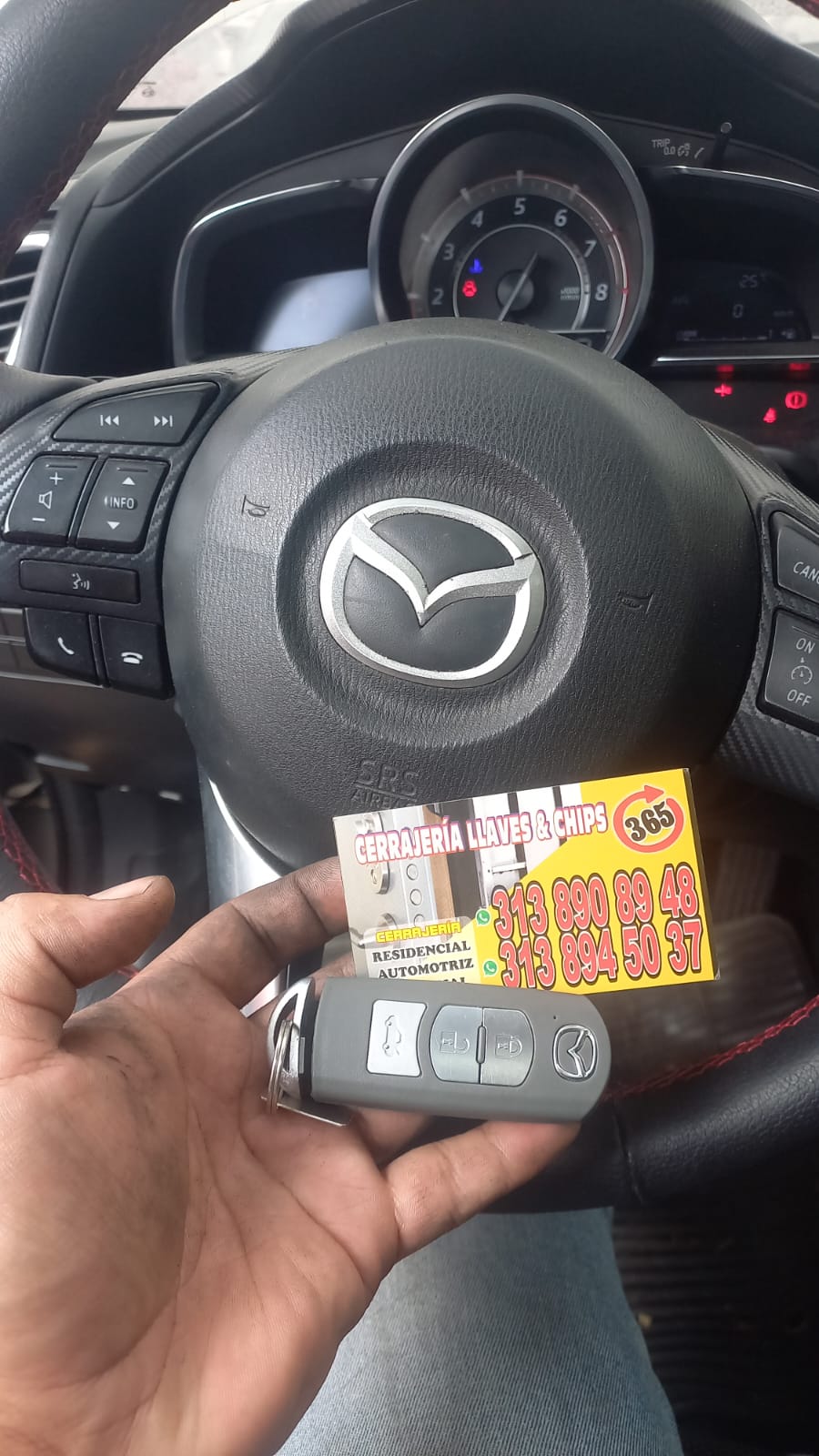 Electroimanes y control de acceso instalados