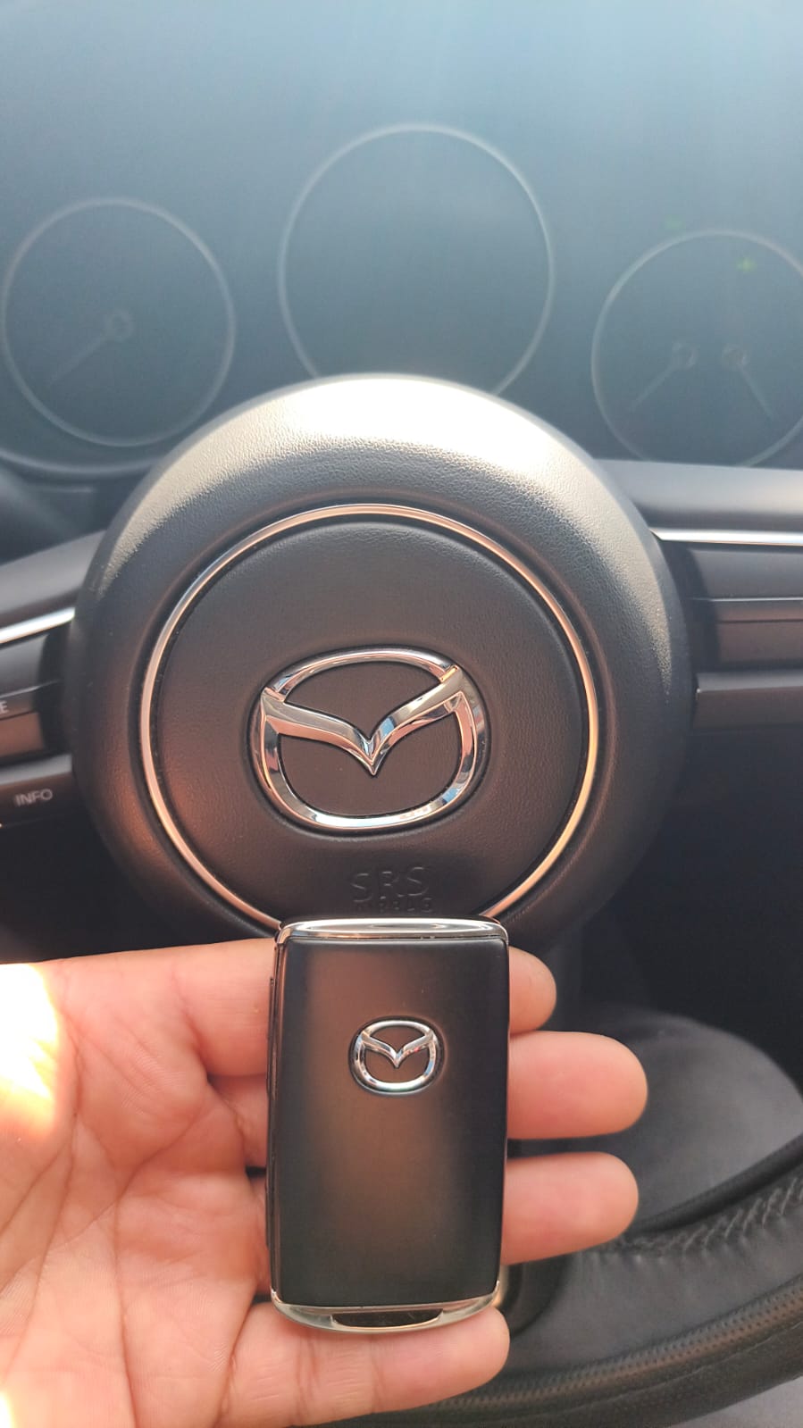 Llave con chip Mazda - programación profesional